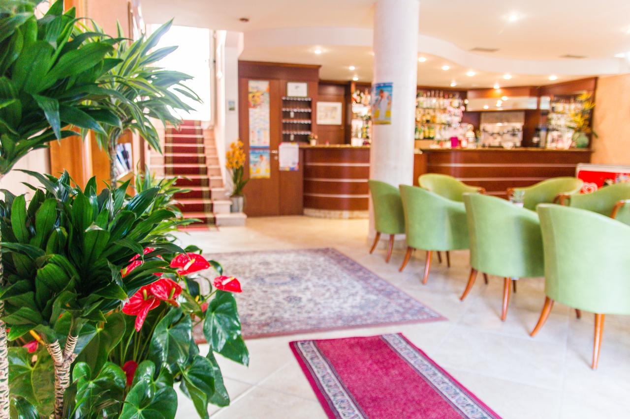Hotel Simplon Bellaria-Igea Marina Ngoại thất bức ảnh